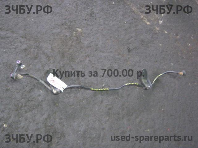 Honda Civic 8 (4D) Стабилизатор задний