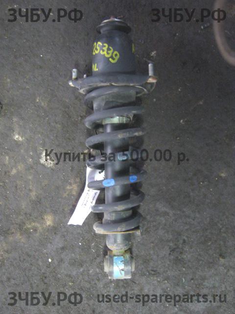 Toyota Avensis 2 Стойка задняя правая (в сборе)
