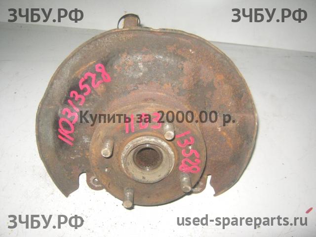 Rover 400 Tourer (XW) Кулак поворотный передний правый (со ступицей)