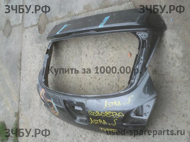 Opel Astra J Дверь багажника
