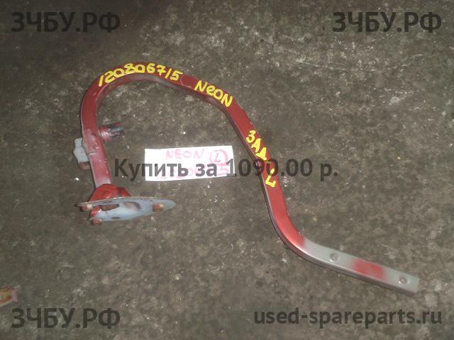 Dodge Neon 2 Петля крышки багажника