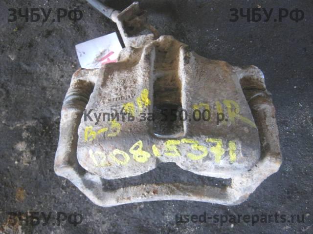 Volkswagen Passat B3 Суппорт передний правый (в сборе со скобой)