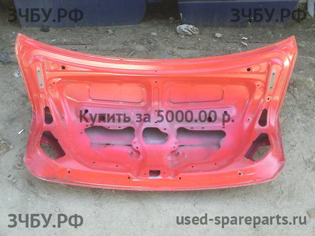 Toyota Corolla (E14 - E15) Крышка багажника