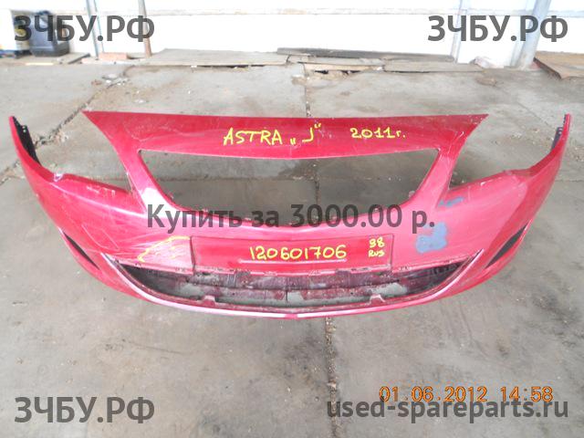 Opel Astra J Бампер передний