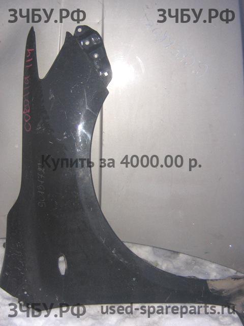 Toyota Corolla (E14 - E15) Крыло переднее правое