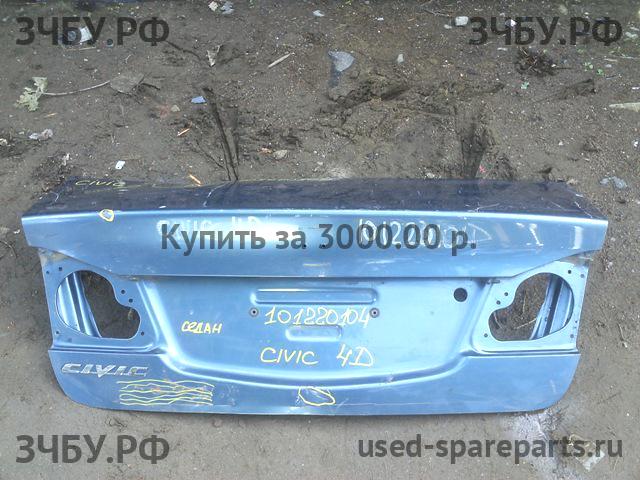 Honda Civic 8 (5D) Крышка багажника