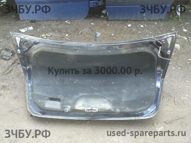 Ford Focus 2 Крышка багажника