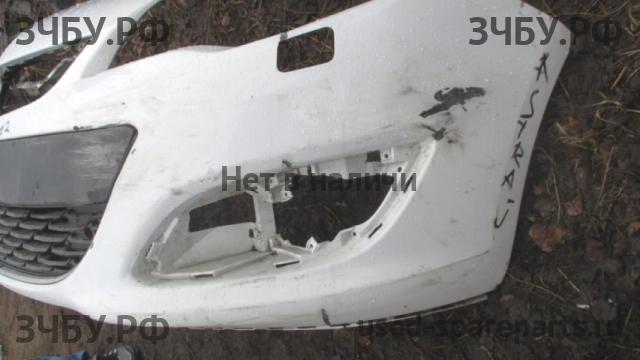 Opel Astra J Бампер передний