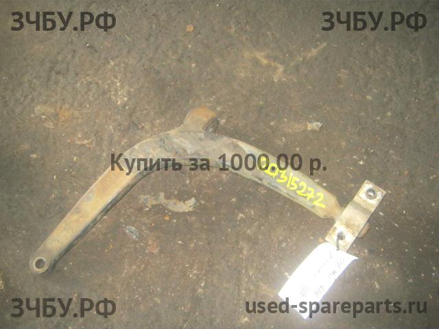 Peugeot 406 Рычаг передний правый