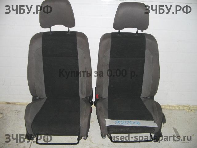 Subaru Impreza 2 (G11) Сиденья (комплект)