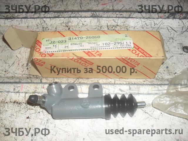 Toyota Hi Ace (4) Цилиндр сцепления рабочий