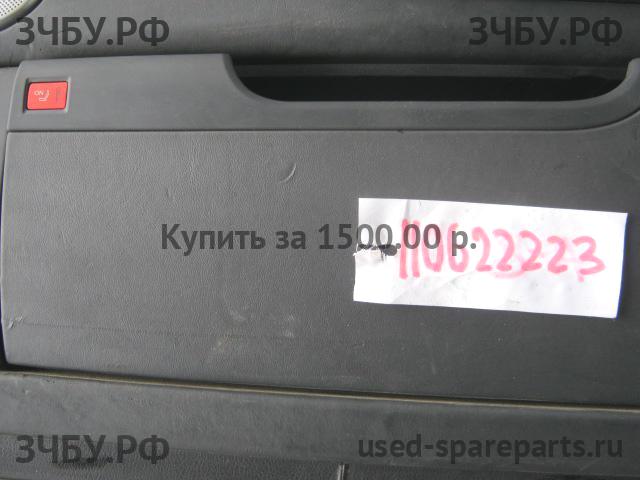 Audi A8 (2) [D3,4E] Обшивка двери передней правой