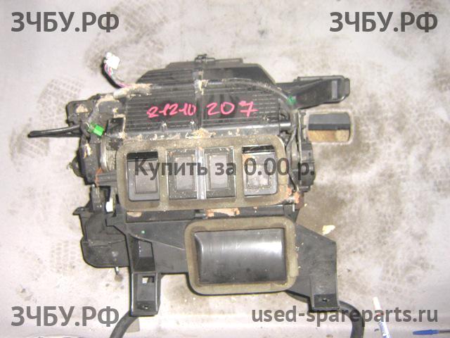 Honda Civic 8 (5D) Корпус отопителя (корпус печки)