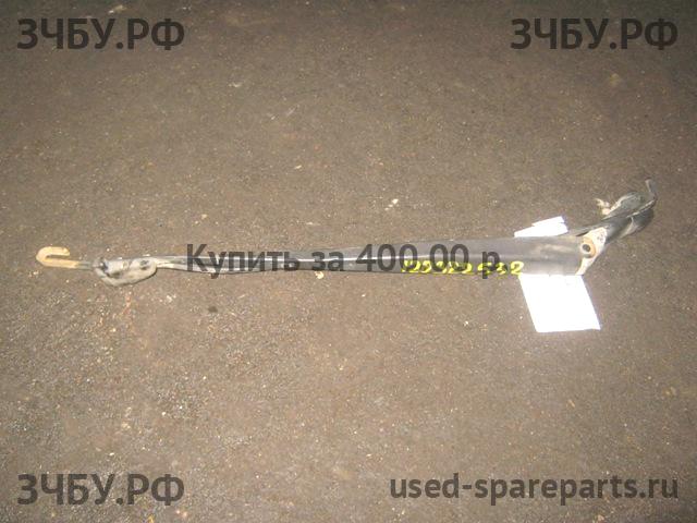 Hyundai HD 72 Поводок стеклоочистителя передний
