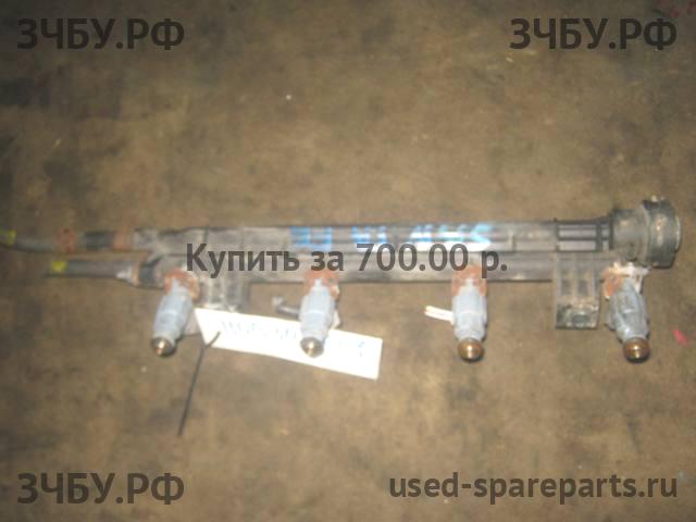 Hyundai Santa Fe 1 (SM) Рейка топливная (рампа)