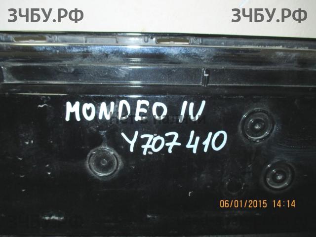 Ford Mondeo 4 Решетка в бампер