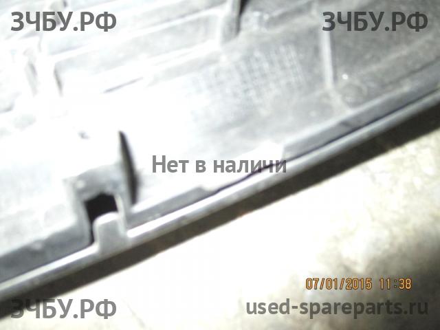 KIA Rio 3 Решетка радиатора