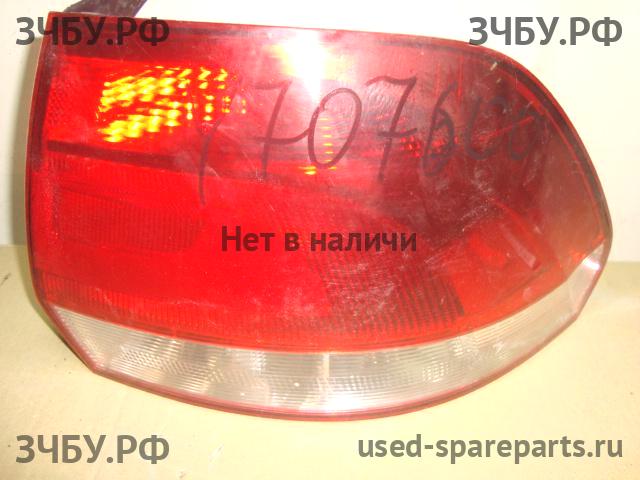 Volkswagen Polo 5 (Sedan) Фонарь правый