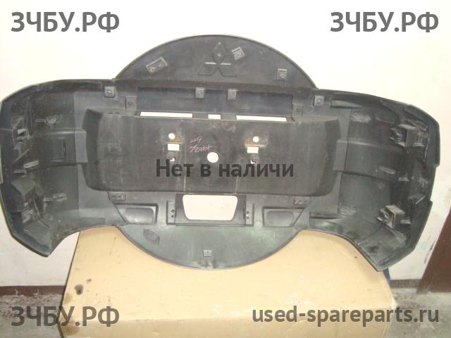 Mitsubishi Pajero/Montero 4 Колпак запасного колеса
