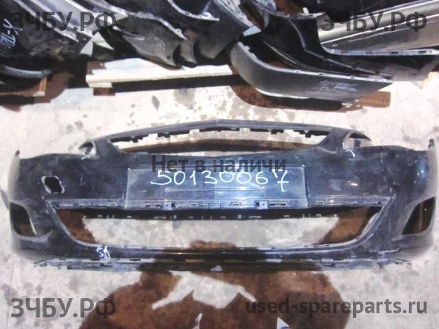 Opel Astra J Бампер передний