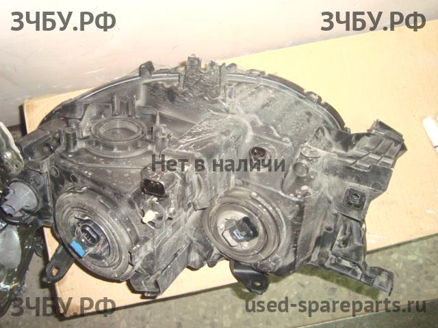 Mitsubishi Pajero/Montero Sport 2 (KH) Фара правая