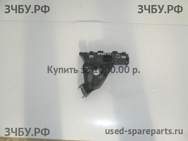 Opel Astra J Кронштейн бампера