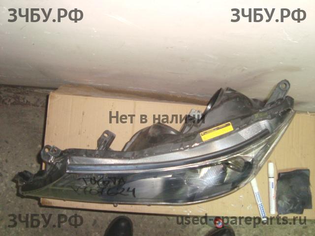 Toyota RAV 4 (4) Фара левая