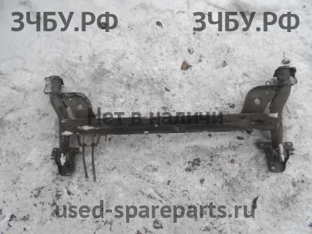 Renault Clio 2/Simbol 1 Балка задняя поперечная
