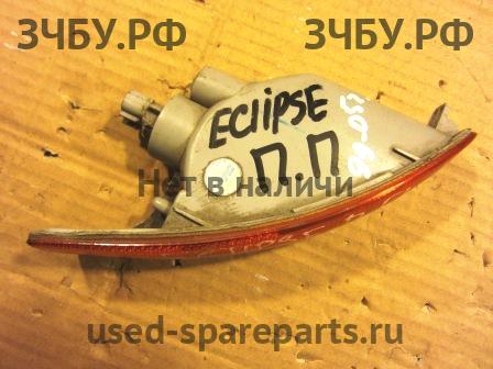 Mitsubishi Eclipse 3 Указатель поворота в бампер правый
