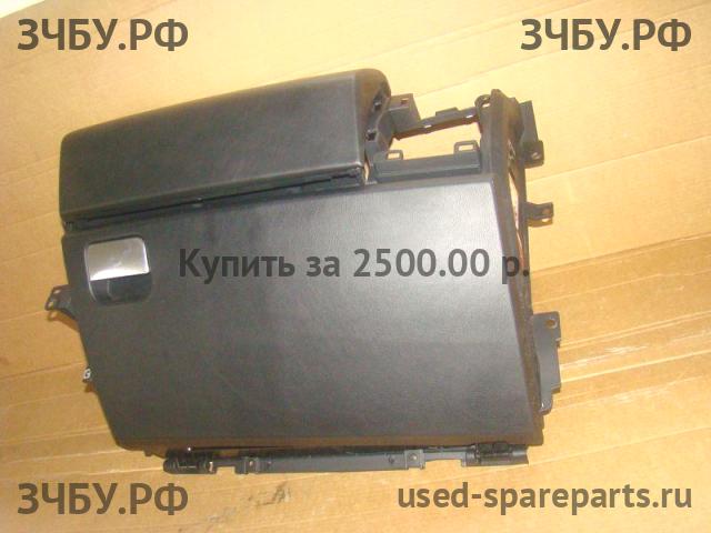 Land Rover Range Rover Sport 1 Бардачок