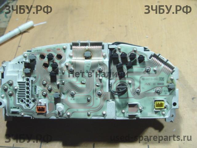 Honda CR-V 1 Панель приборов