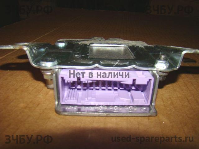 KIA Sorento 1 Блок управления AirBag (блок активации SRS)