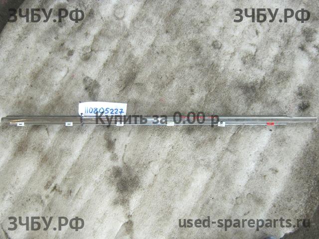 Lexus GS (3) 300/400/430 Накладка