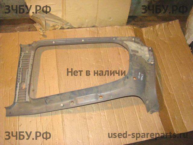 Toyota Land Cruiser 100 Обшивка салона задняя правая