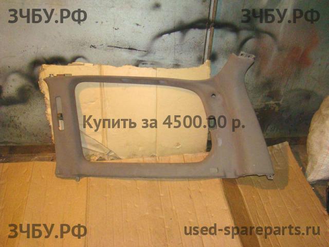 Toyota Land Cruiser 100 Обшивка багажника боковая правая