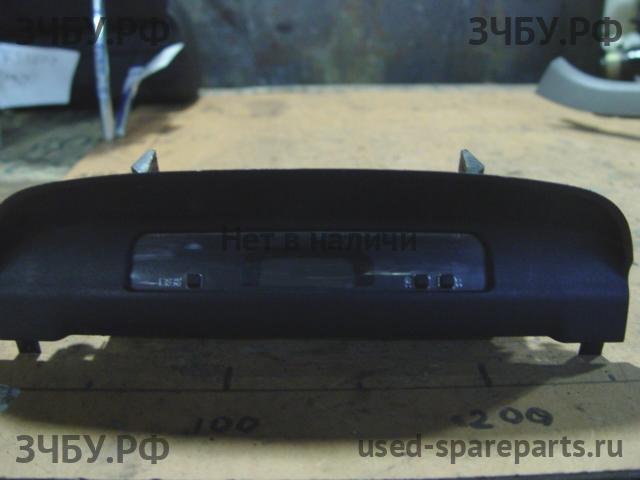 Subaru Forester 2 (S11) Часы
