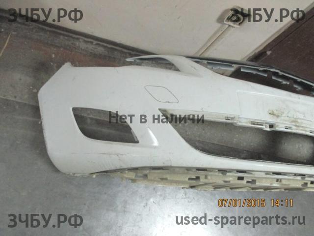 Opel Astra J Бампер передний