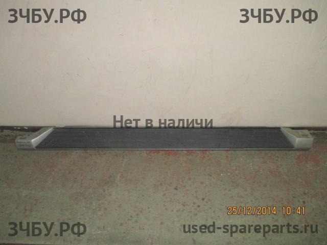 Mitsubishi Pajero/Montero 4 Подножка
