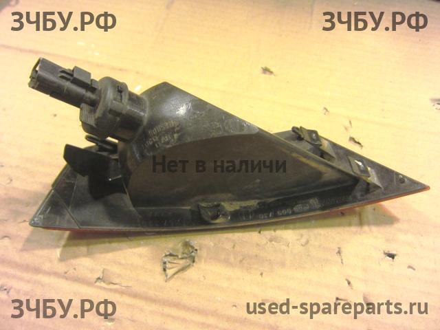 Ford Focus 2 (рестайлинг) Фонарь задний в бампер левый