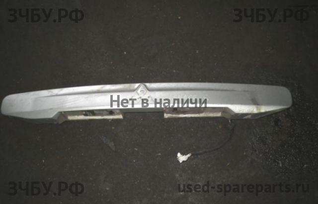 Mitsubishi Space Star Накладка на дверь багажника