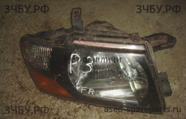 Mitsubishi Pajero/Montero 3 Фара правая