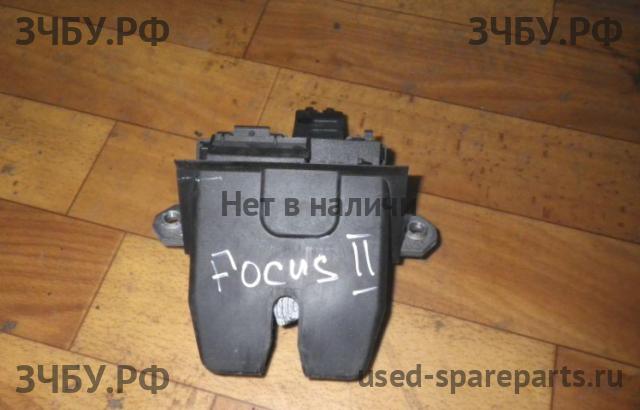 Ford Focus 2 Замок багажника