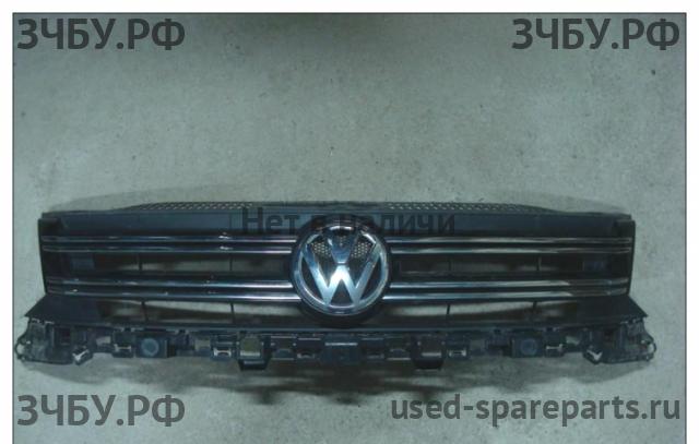 Volkswagen Tiguan 1 (Рестайлинг) Решетка радиатора