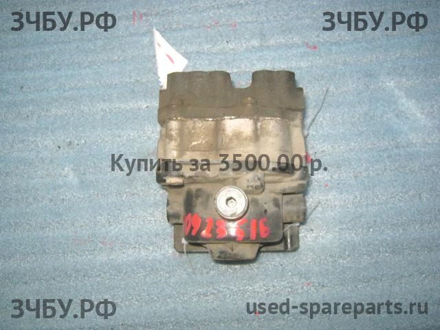 Ford Mondeo 2 Блок ABS (насос)