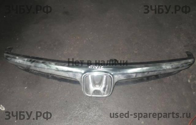 Honda Civic 8 (4D) Решетка радиатора