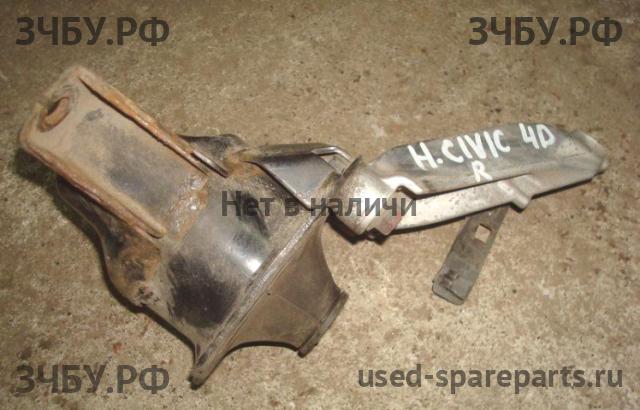Honda Civic 8 (4D) Кронштейн крепления ДВС