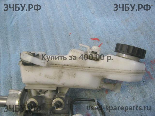 Toyota Corolla (E14 - E15) Бачок главного тормозного цилиндра