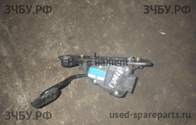 Renault Espace 4 Педаль газа