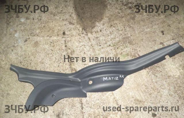 Daewoo Matiz 2 Накладка на порог (кузов внутри)