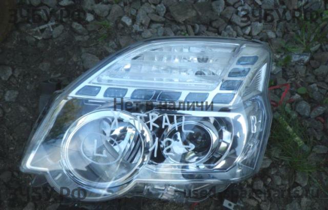 Nissan X-Trail 2 (T31) Фара левая
